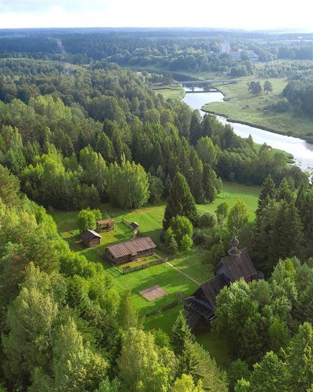 Bàn về đặc khu