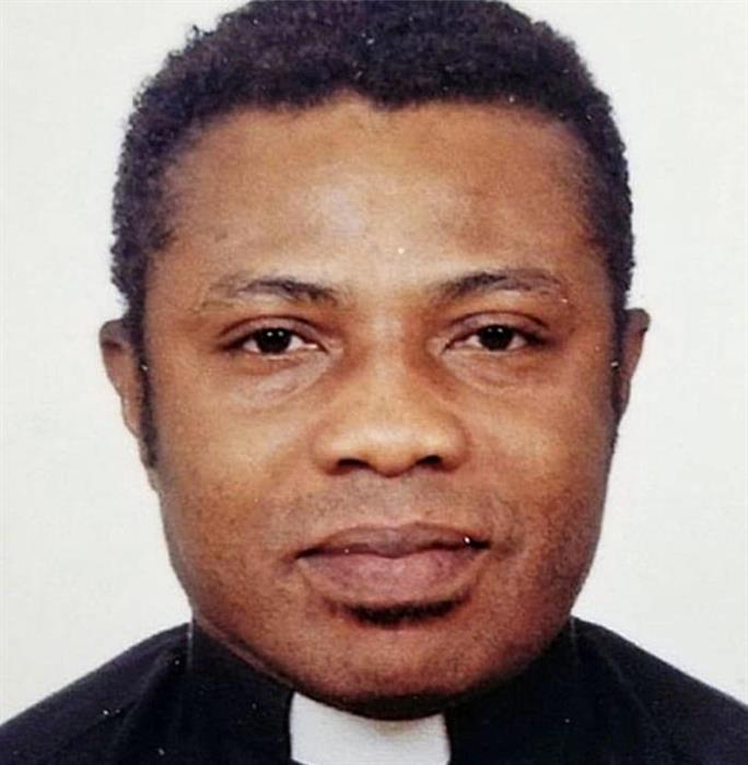 Priests behaving badly: a Friday round-up