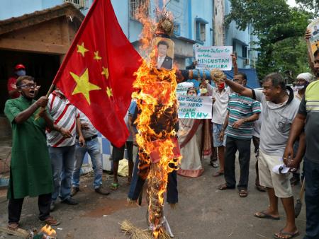 Bàn về thứ độc lập giả hiệu ở Ấn Độ