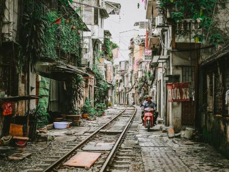 Kinh nghiệm sống ở Đông Lào